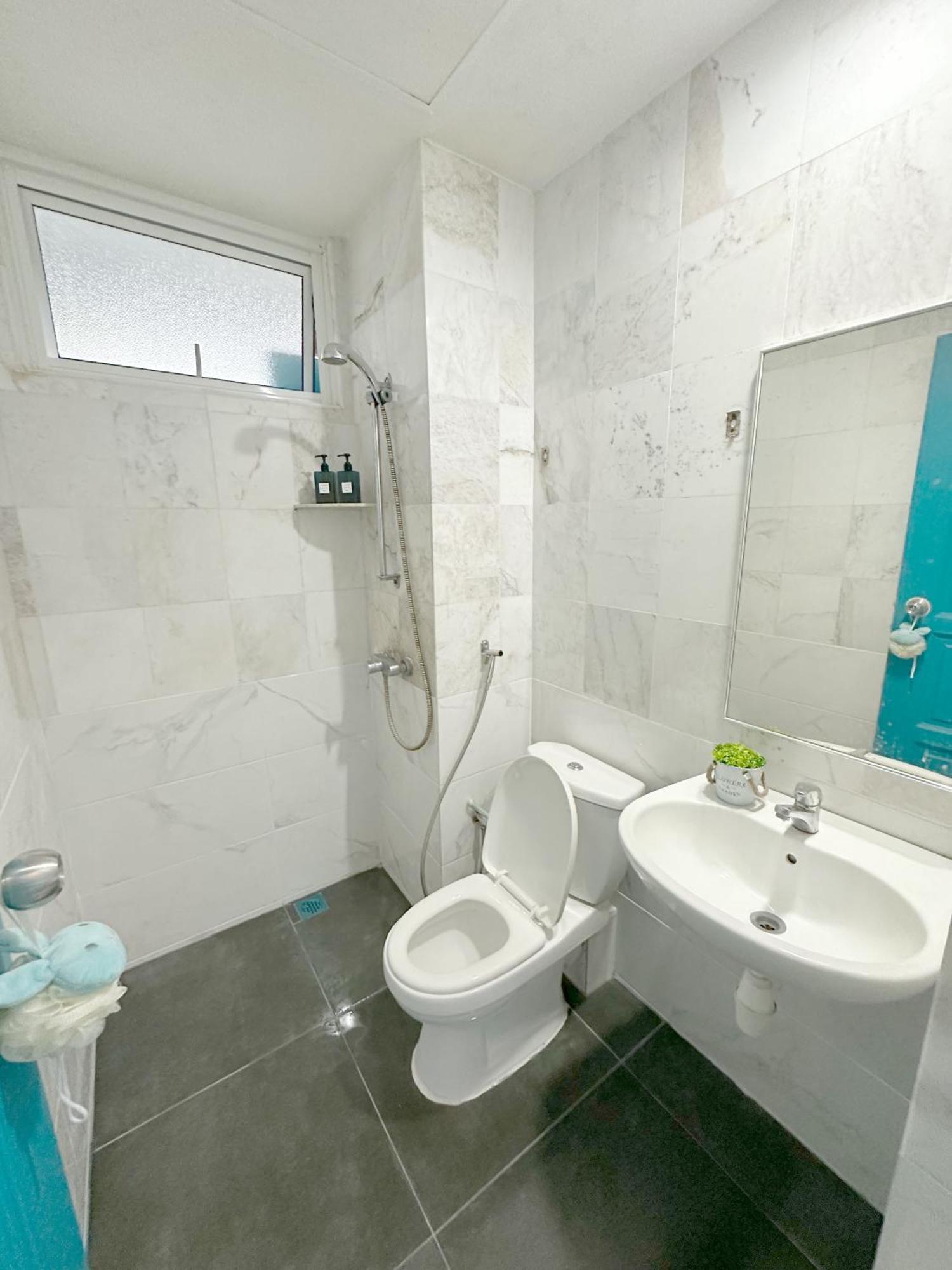 Blue Andaman Seaview Families Suite Apartment クア エクステリア 写真